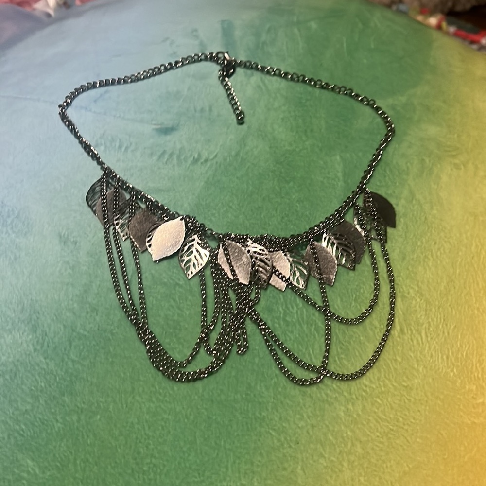 Charming Charlie necklace - Picture 7 of 8